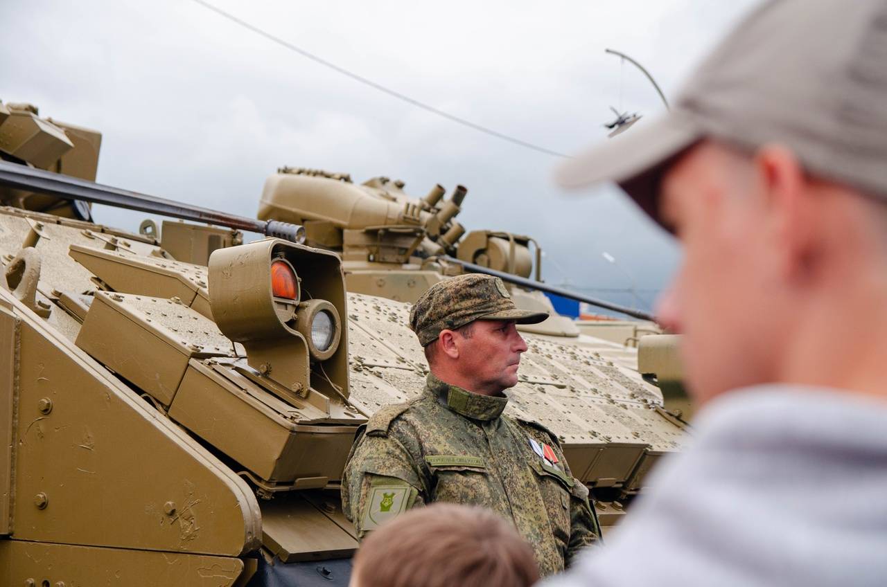 В Зауралье работает выставка трофейной военной техники