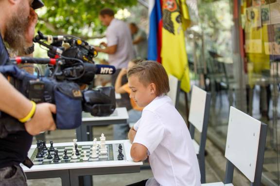 В Севастополе открыт шахматный клуб РВИО