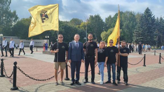 Возложение цветов в Йошкар-Оле в память об окончании II Мировой войны и Победы советских войск над милитаристской Японией