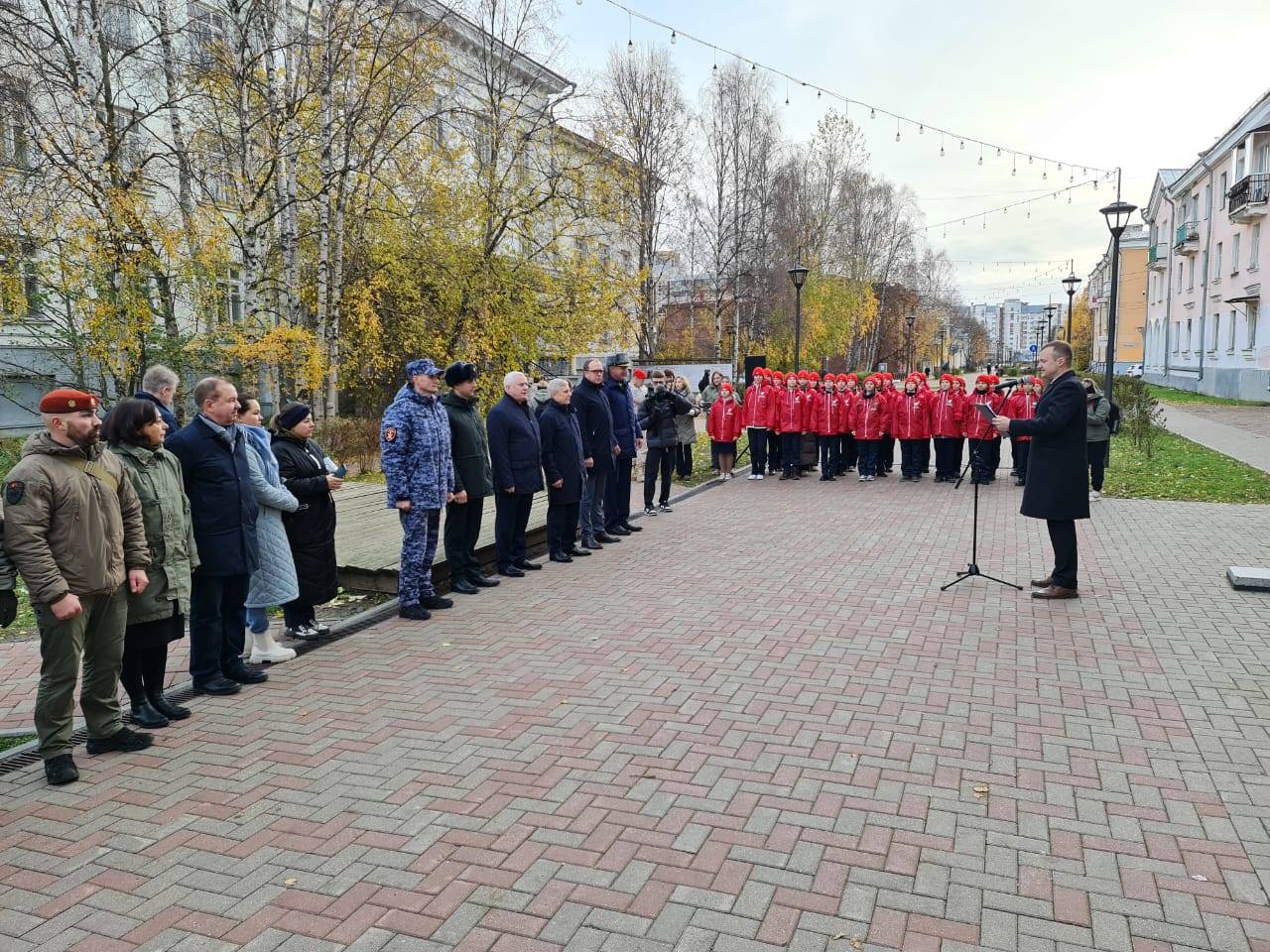В Архангельске открыта выставка, посвященная отряду спецназа «Ратник»