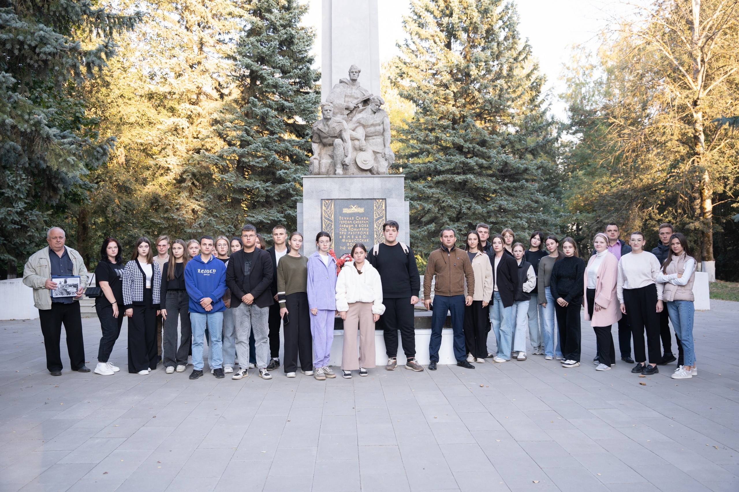 Курские студенты побывали на Северном фасе Огненной дуги