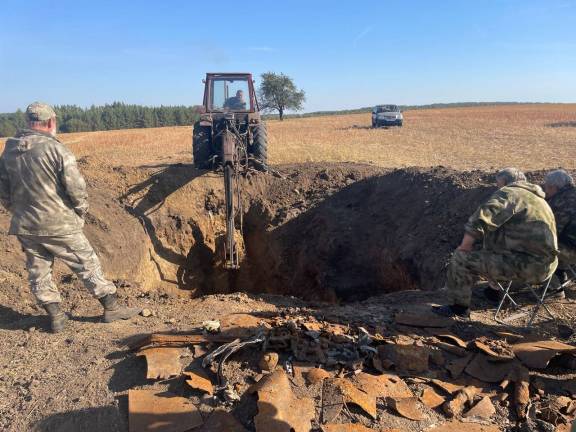 Поисковики установили имя погибшего на Орловщине в 1942 г. летчика ВВС Красной Армии