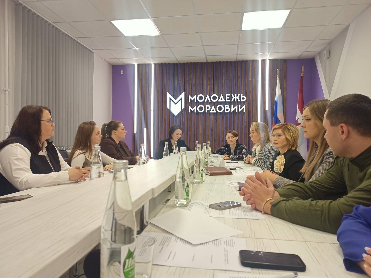 В Мордовском молодёжном центре обсудили вопросы подготовки к празднованию 80-летия Великой Победы