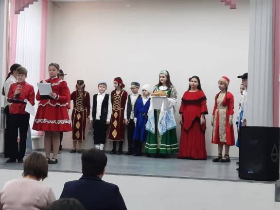 Единством сильны: школьный фестиваль дружбы народов от РО РВИО СК