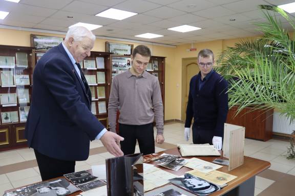 В Госархив переданы документы из личного архива первого заместителя министра путей сообщения Николая Гундобина