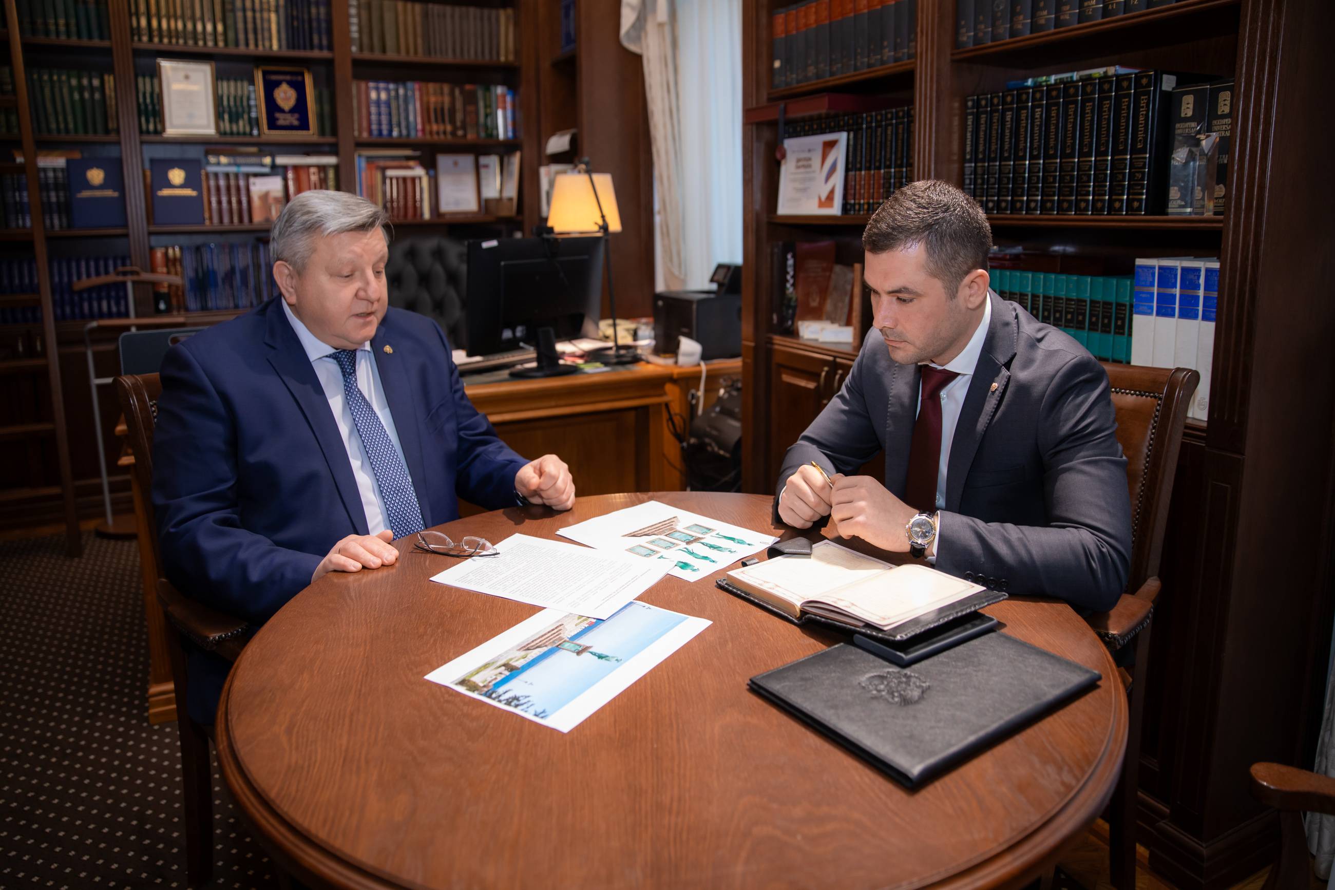 Николай Овсиенко провел рабочую встречу с Артёмом Лагойским
