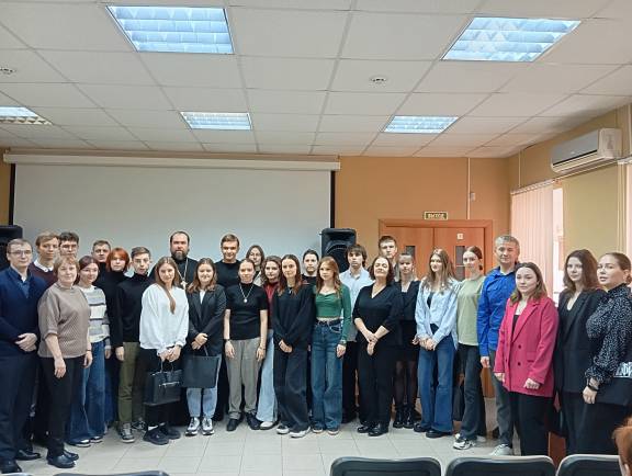 При поддержке регионального отделения РВИО прошла конференция, посвященная патриотическому воспитанию молодежи