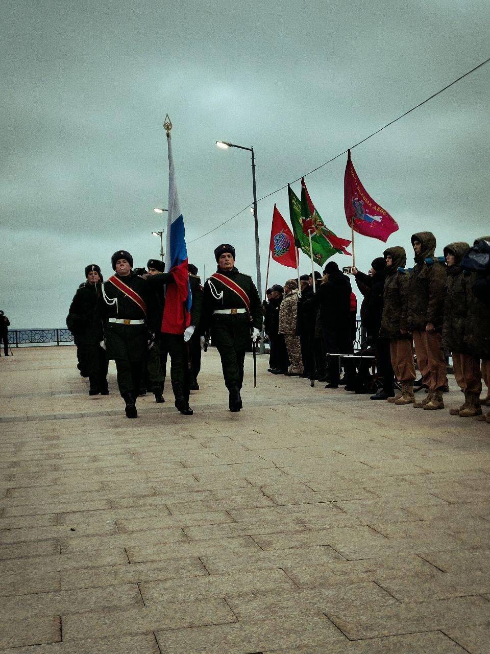 В День Героев Отечества члены РО РВИО приняли участие в в возложении цветов к Вечному огню