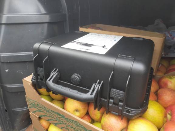 Из Орла десантникам на курское приграничье передали квадракоптер и продукты питания