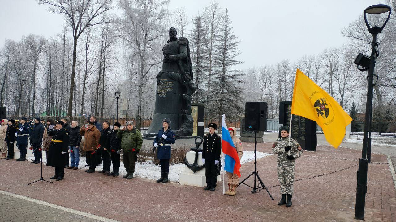 В Туле остоялся торжественный митинг, посвященный 121-й годовщине подвига крейсера "Варяг" и канонерской лодки "Кореец"