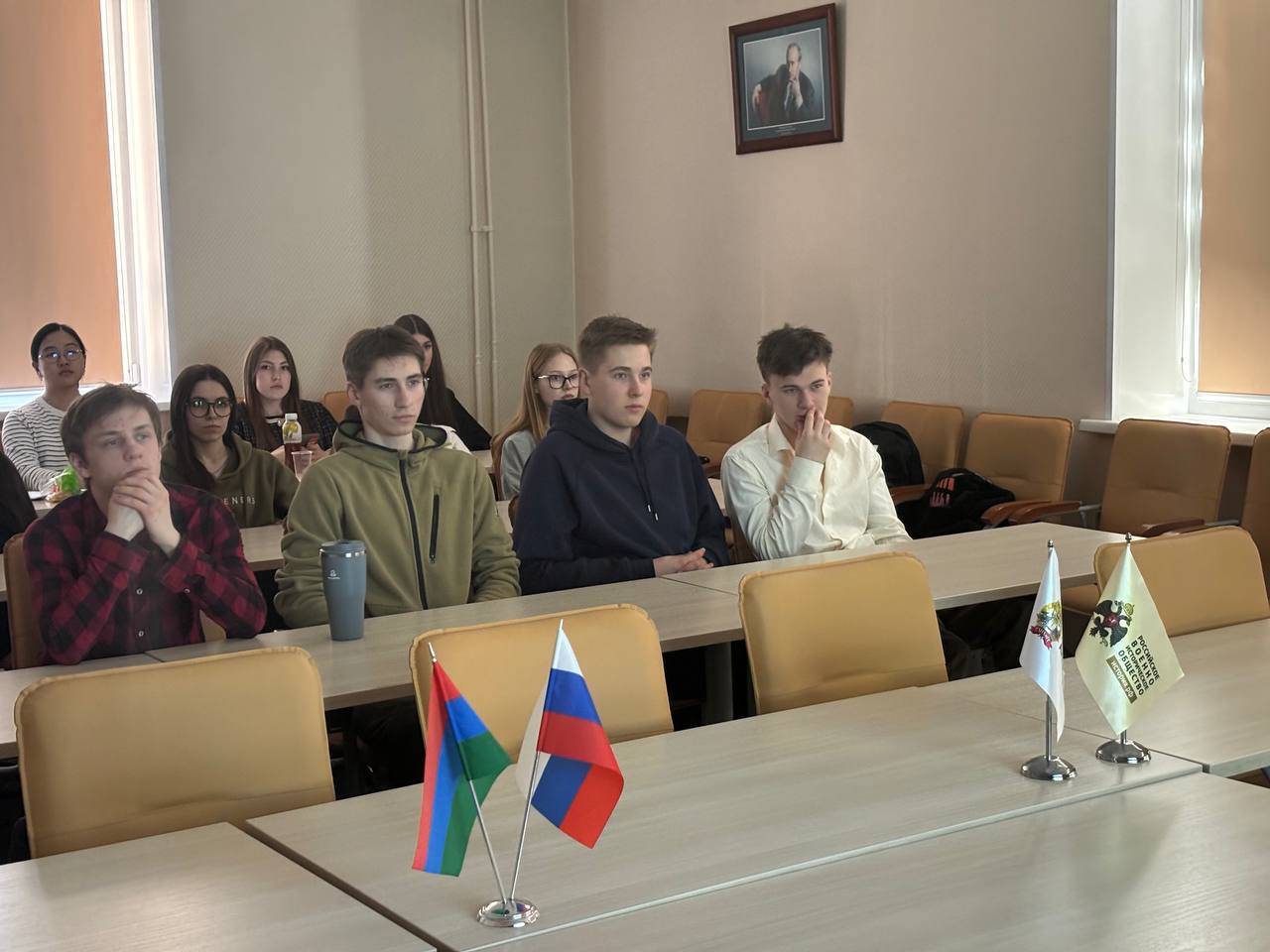 Региональное отделение РВИО приняло участие в организации телемоста, приуроченного ко Дню воссоединения Крыма с Россией.
