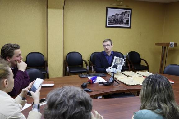 В Курске представили новые рассекреченные документы о преступлениях фашистов на территории Курской области в годы войны