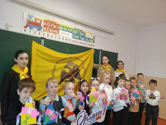 Заботливые женские руки: акции РО РВИО СК для участников специальной военной операции и их мам