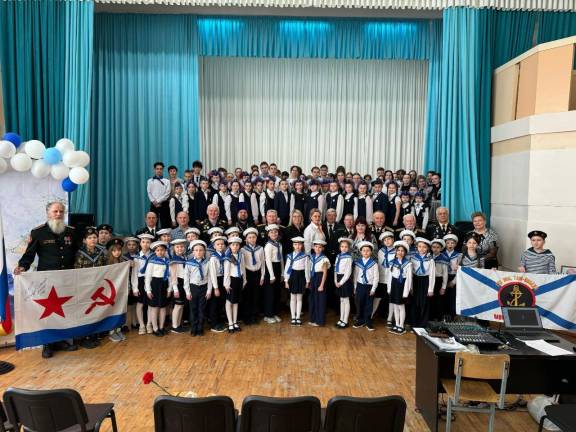 Урок мужества в день моряка-подводника состоялся в МБОУ "СШ №86 И.И. Вереникина"