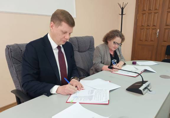 Соглашение о сотрудничестве подписано между РО РВИО в Амурской области и 22-й школой Благовещенска