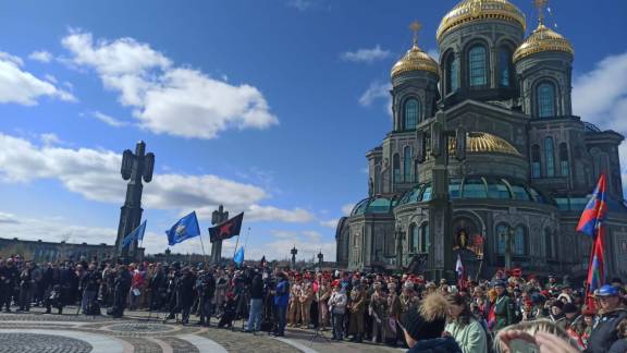 Советник Главы Тамбовской области, Председатель Тамбовского РО РВИО Александр Воробьев принял участие в открытии «Вахты Памяти - 2025»
