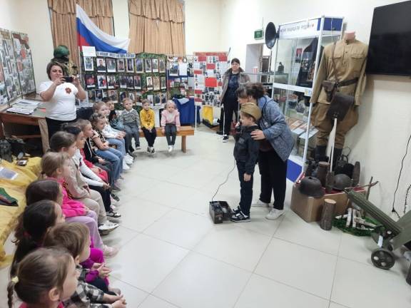 «Чтобы знали, чтобы помнили»: патриотические мероприятия для детей от ячейки РО РВИО СК в Новоалександровском округе