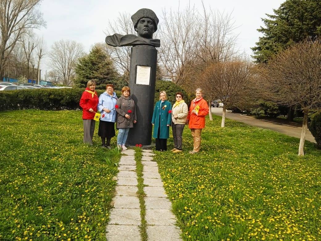 «Доватор и доваторцы»: представители Местного отделения РО РВИО СК в Изобильненском муниципальном округе почтили память героев-кавалеристов