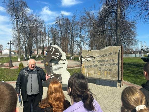 При содействии регионального отделения РВИО курские студенты побывали в памятных местах Курской дуги