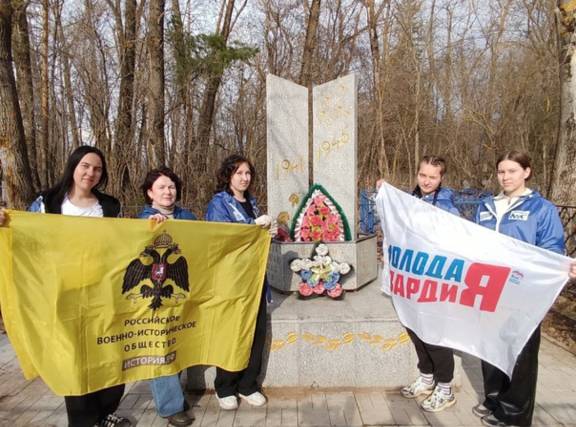 В рамках проекта "Место памяти" в Дебесском районе провели субботник