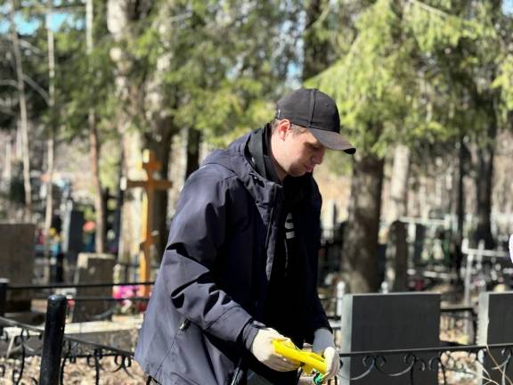 РВИО в Республике Карелия провело акцию по уборке захоронений участников Великой Отечественной войны