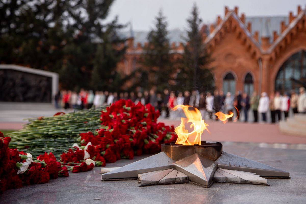 «Рассвет Победы»: новая традиция Благовещенска, объединяющая поколения