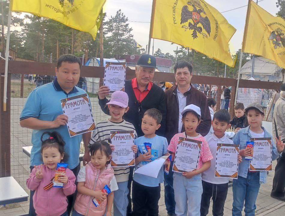 В День Победы, в Улан-Удэ открыли шахматный клуб Российского военно-исторического общества