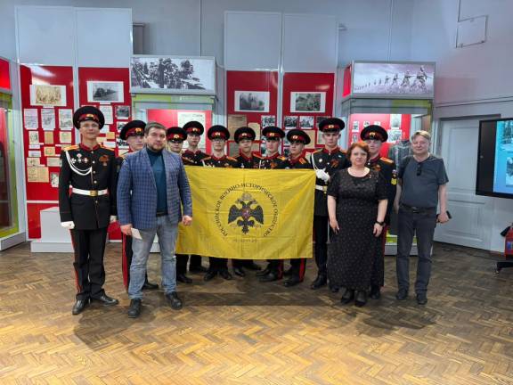 "Медики Восточной Сибири. Помощь фронту."