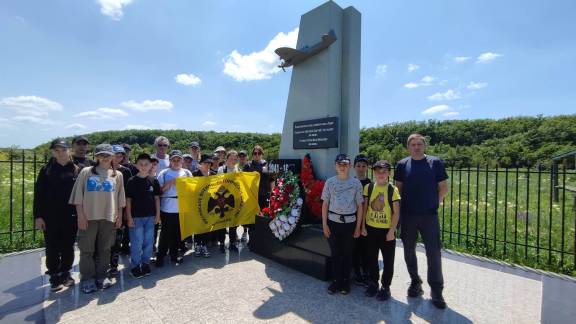 Пусть не прервётся связь поколений: мероприятия Местных отделений РО РВИО СК накануне Дня России