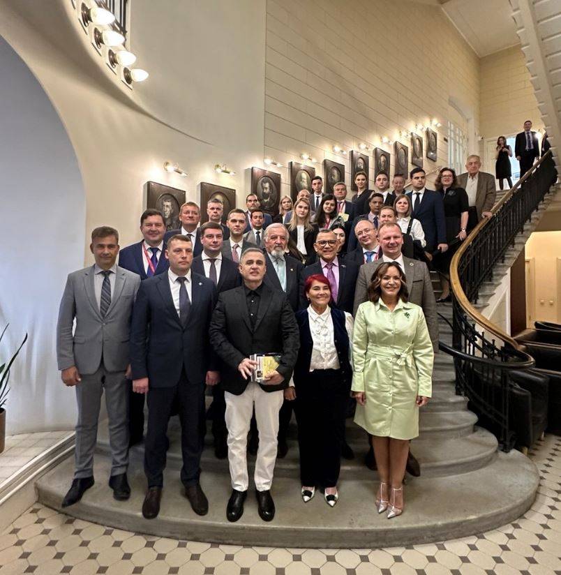 Представители Санкт-Петербургского регионального отделения РВИО приняли участие в презентации книги генерального прокурора Боливарианской Республики Венесуэла