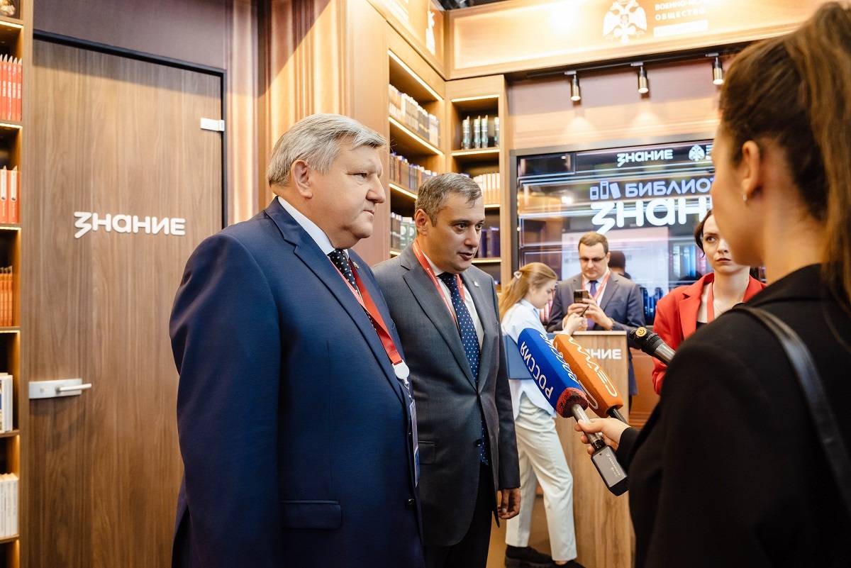 Николай Овсиенко провел рабочую встречу с Александром Хинштейном