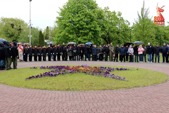 В Калининграде в торжественной обстановке в рамках российско-белорусского проекта «Великая Победа: одна на всех!» в парке Победы был заложен «Сиреневый сад Победы».
