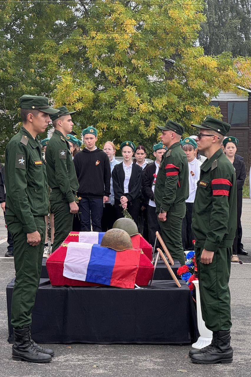 В Можге прошла Церемония захоронения останков солдат Красной Армии