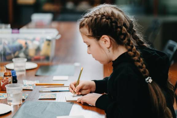 Детский конкурс рисунков «Мой герой»