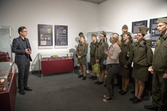 Астраханский музей-заповедник представил свою выставку в Волгограде