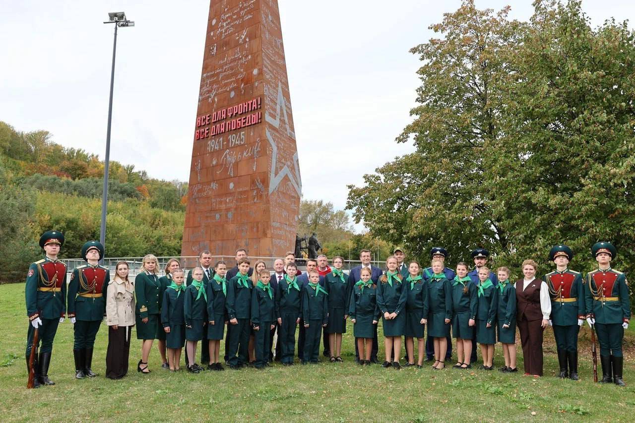 24.09.2025 в парке Победы прошла торжественная высадка Аллеи памяти