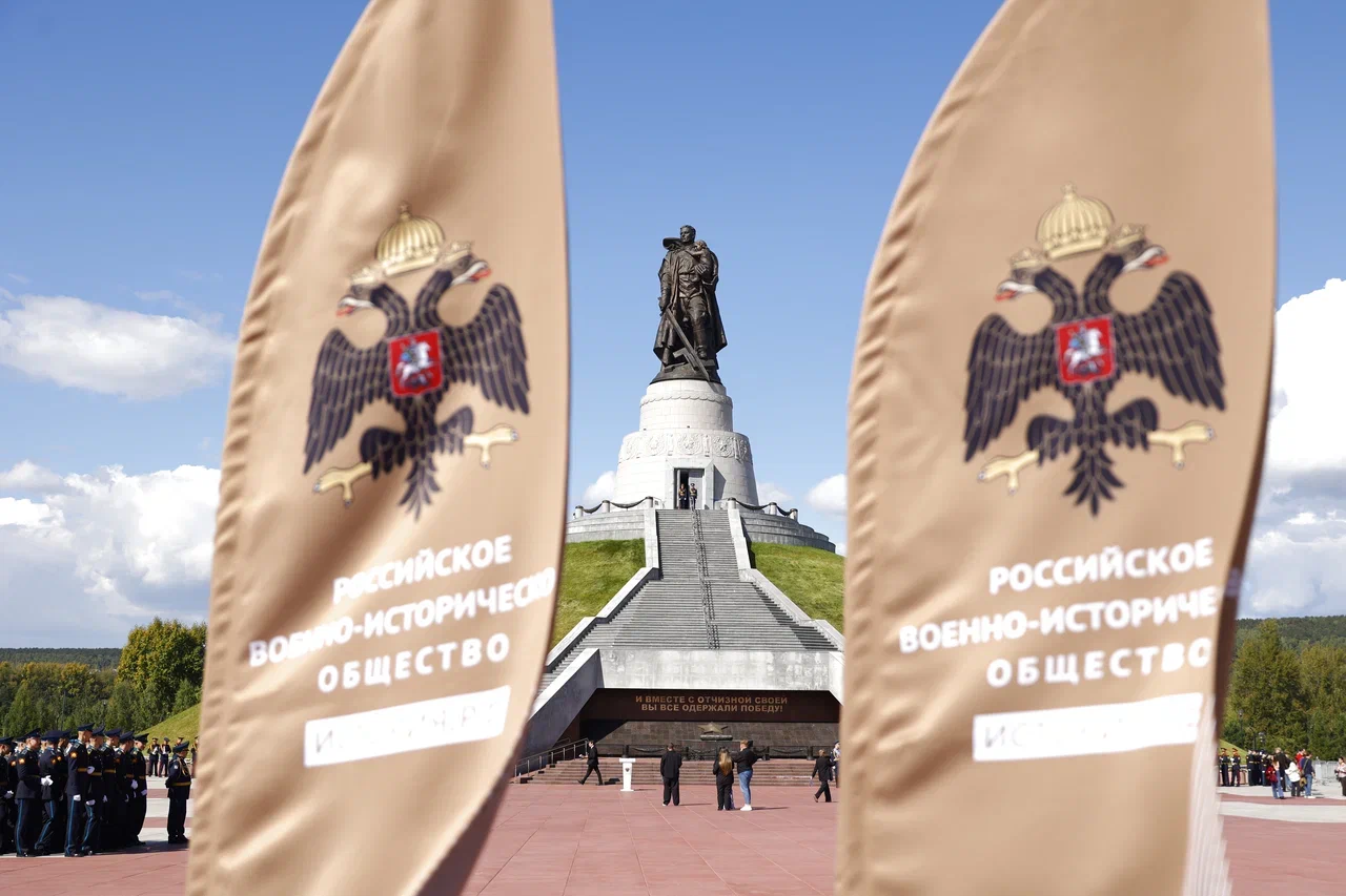 Земля Памяти. С полей сражений – к Вечному огню