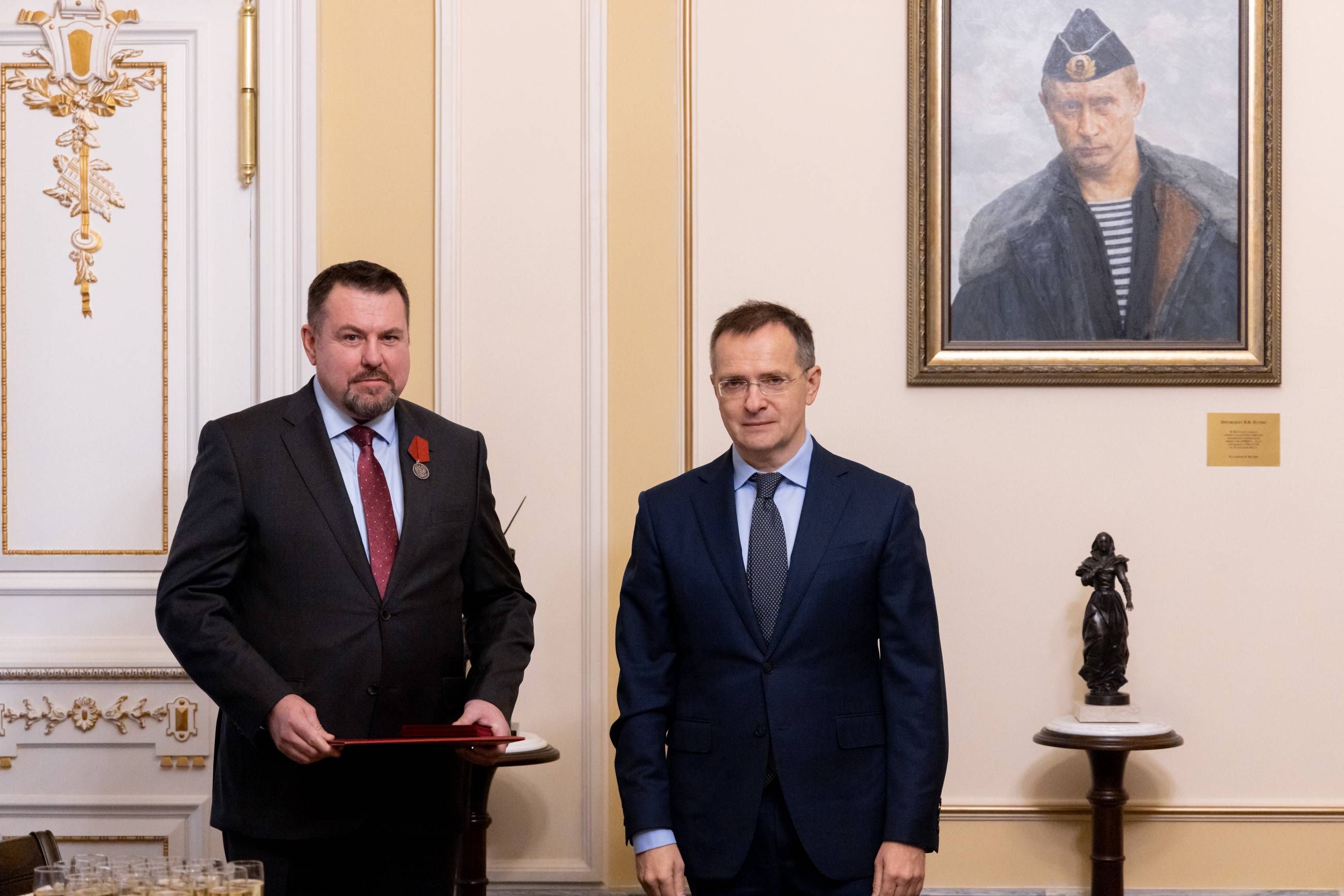 Заслуженный художник РФ Дмитрий Клавсуц награжден орденом «За заслуги перед Отечеством»