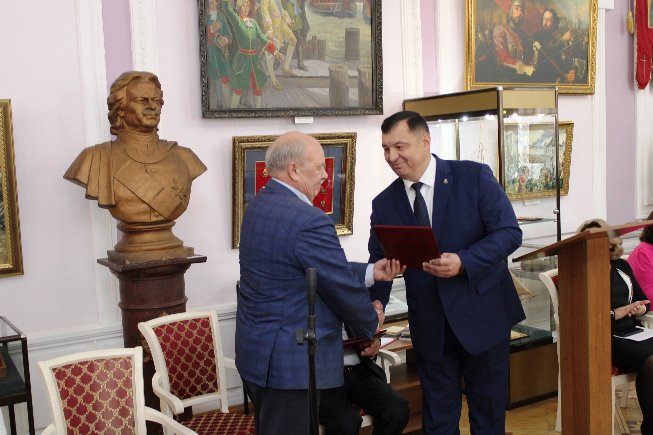 «Герои и ратная слава России в современной литературе»