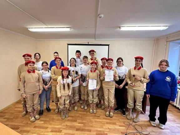 Подростки выявили сильнейших в КВИЗе о Великой Отечественной