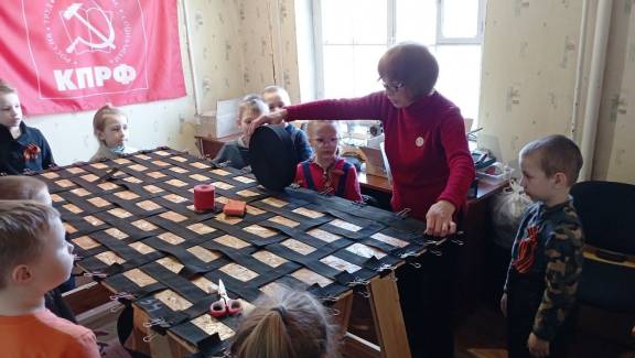 Юные жители региона познакомились с деятельностью клуба «Патриот»