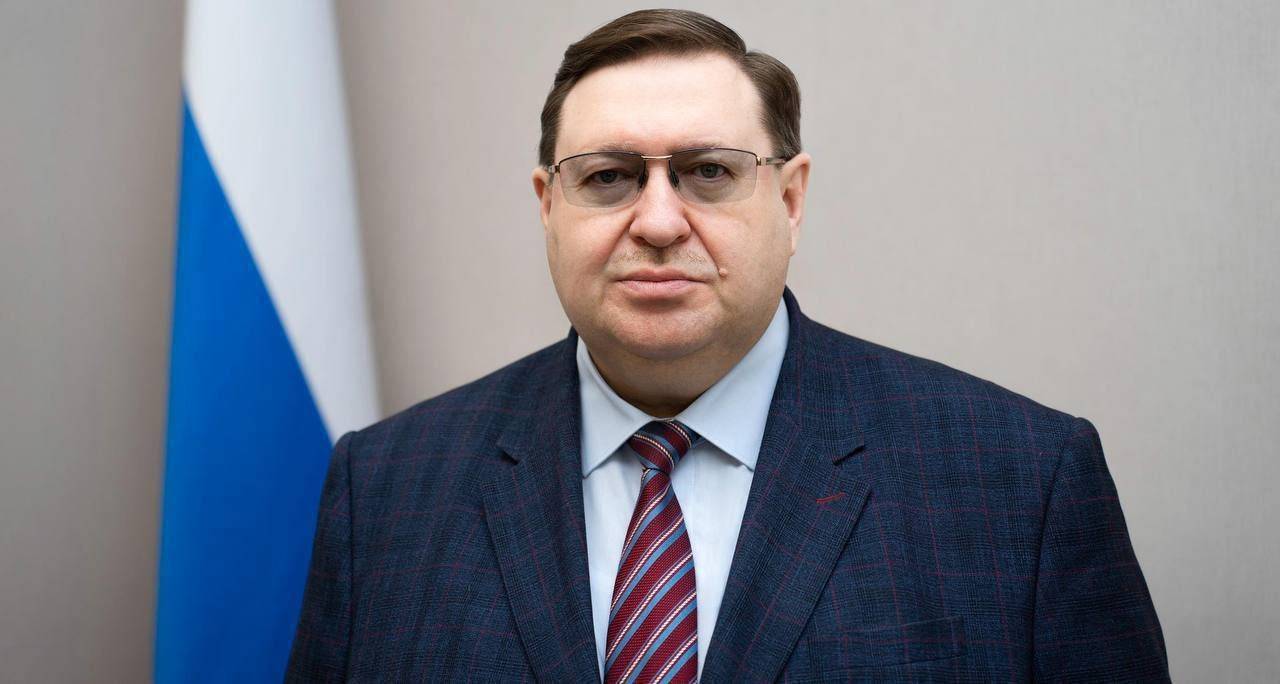 Поздравление председателя реготделения РВИО Сергея Наумова с Днем Конституции РФ