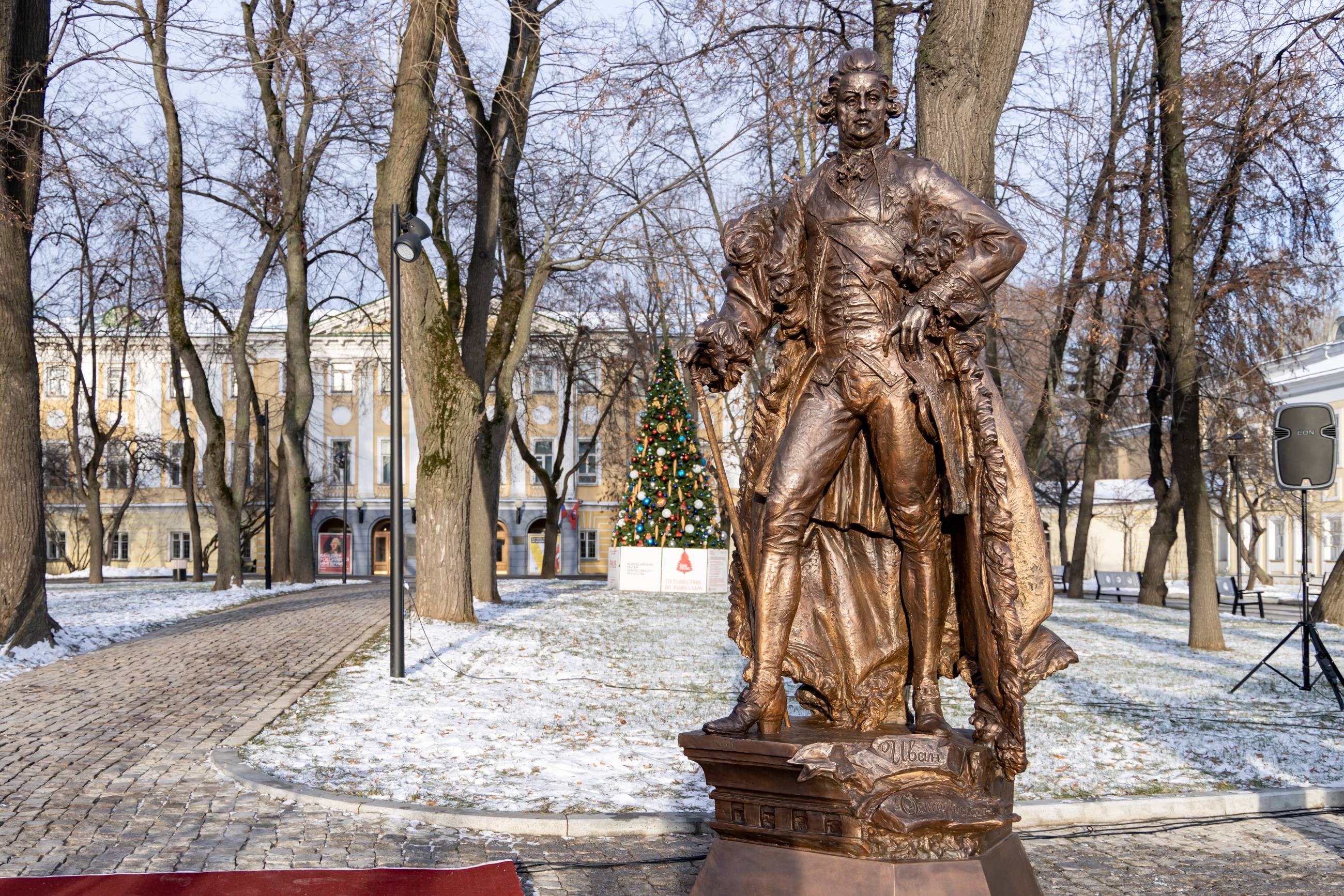 В Москве открыт памятник канцлеру Российской империи Ивану Остерману