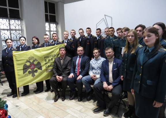 Приморское региональное отделение РВИО организовало патриотическую викторину "ЧЕСТЬ И СЛАВА!"