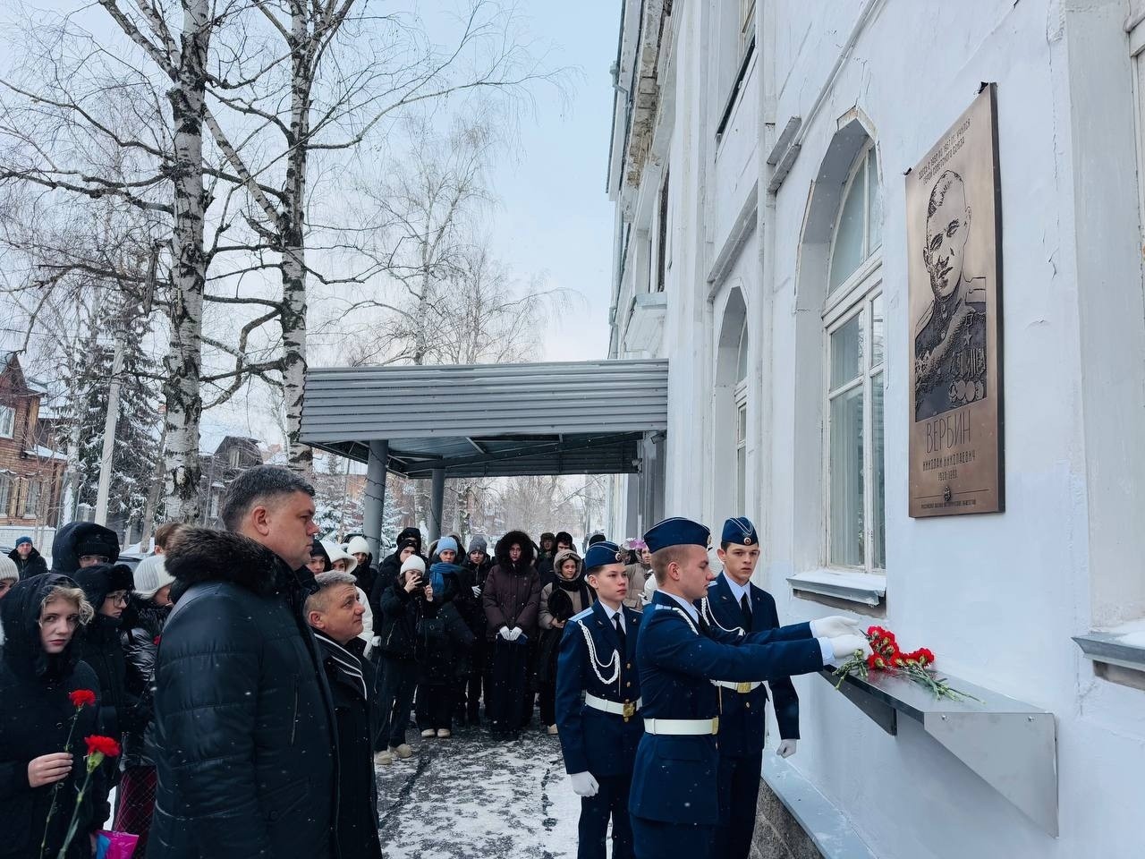 По инициативе Российского военно-исторического общества в Ульяновске  на учебном корпусе педагогического университета  по улице Корюкина размещена мемориальная доска в честь участника Великой Отечественной войны