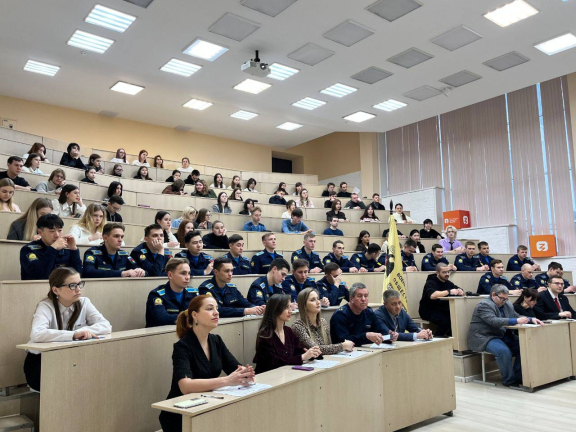 5 декабря, в День воинской славы, по инициативе Российского военно- исторического общества  в  Ульяновской области  прошла  международная акция - Тест по истории «Уроки Второй мировой», организатором которой выступило РО РВИО