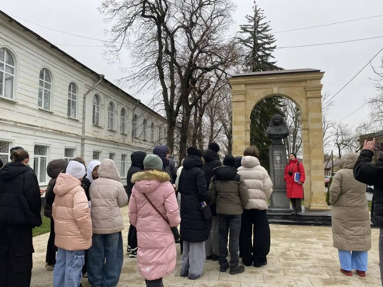 «Героиня долга»: экскурсия для школьников от РО РВИО СК о жизни и подвиге Риммы Ивановой