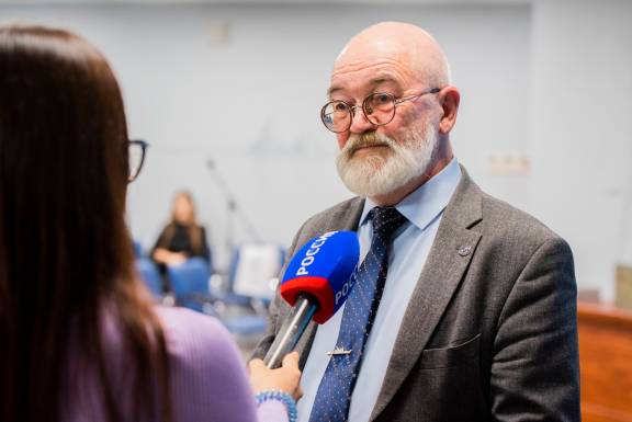 Вектор Победы на островах