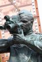 Памятник фронтовому кинооператору
