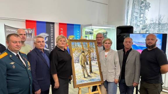 В Курганском краеведческом музее прошла презентация картины «Памяти младшего сержанта Цапенко»